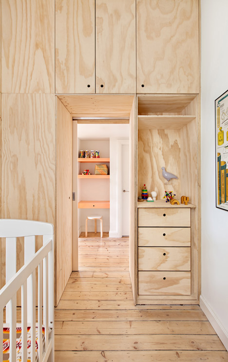 Flinders Lane Apartment by Clare Cousins Architects