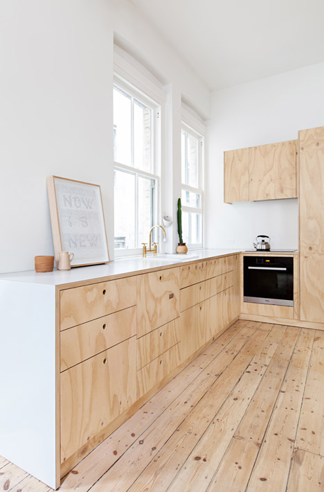 Flinders Lane Apartment by Clare Cousins Architects