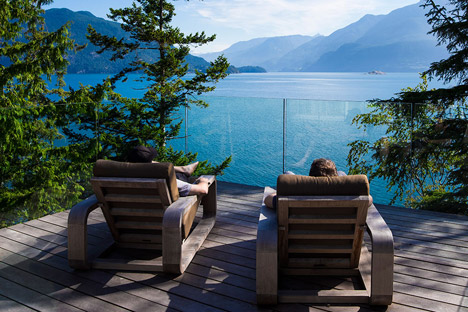 Gambier-Island-House-by-Office-of-McFarlane-Biggar