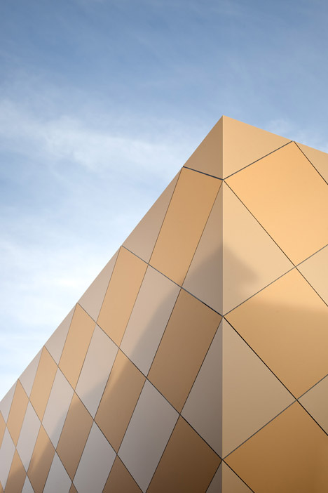 Goldstuck-Musikverein-by-Franz-Architekten