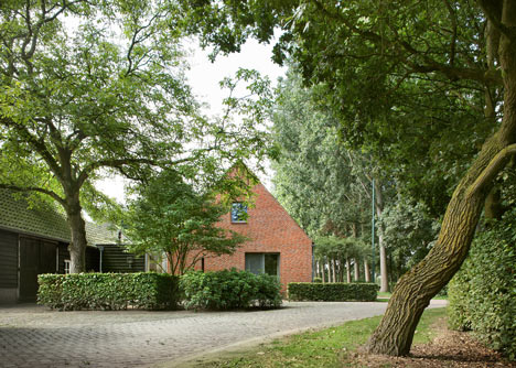 House Berkel-Enschot by Bedaux de Brouwer Architecten