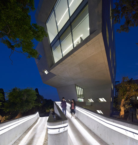 Issam-Fares-Institute-by-Zaha-Hadid