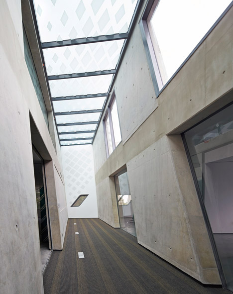 Issam-Fares-Institute-by-Zaha-Hadid
