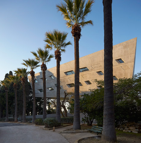 Issam-Fares-Institute-by-Zaha-Hadid