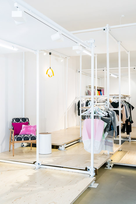 NO-WODKA-concept-store-in-Berlin-by-Kontent