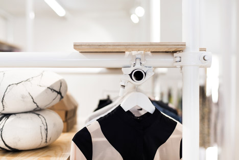 NO-WODKA-concept-store-in-Berlin-by-Kontent
