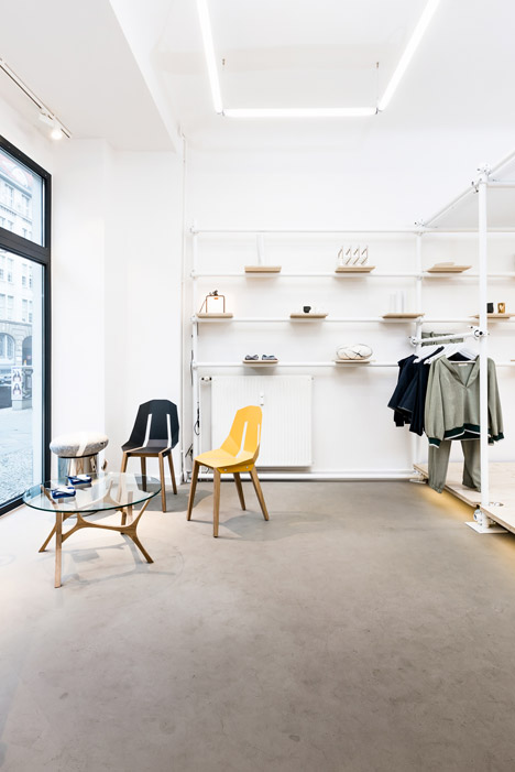 NO-WODKA-concept-store-in-Berlin-by-Kontent