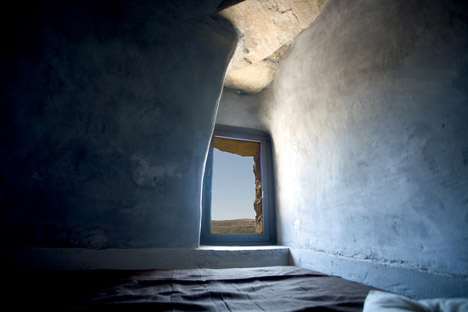 Retreat-in-Tinos-Island-by-Ioannis-Exarchou