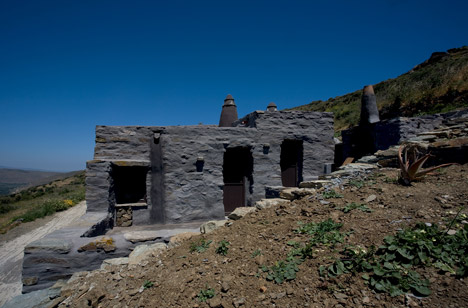 Retreat-in-Tinos-Island-by-Ioannis-Exarchou