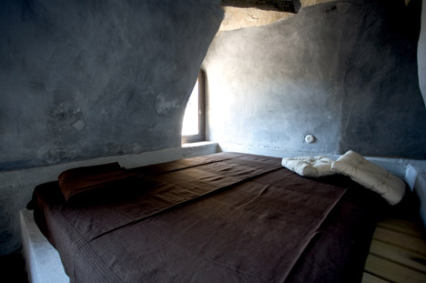 Retreat-in-Tinos-Island-by-Ioannis-Exarchou