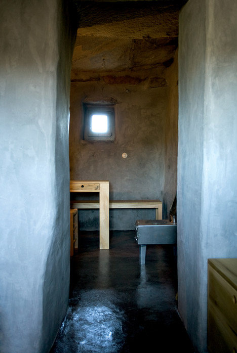 Retreat-in-Tinos-Island-by-Ioannis-Exarchou