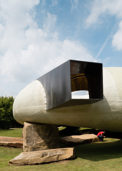 Serpentine Pavilion photographed by Jim Stephenson_dezeen_14