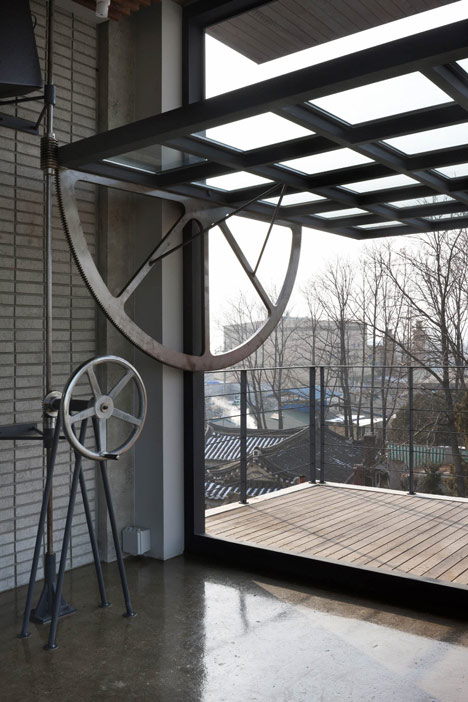 Sinjinmal Building by Studio_GAON