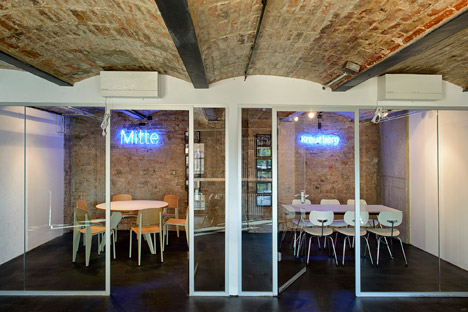 Soundcloud headquarters Berlin by Kinzo