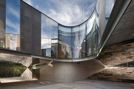 The-Australian-Plantbank-by-BVN-Donovan-Hill