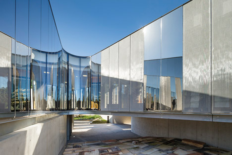 The-Australian-Plantbank-by-BVN-Donovan-Hill