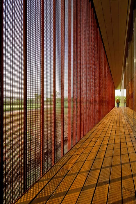 Visitor center in Kunshan China by Vector Architects
