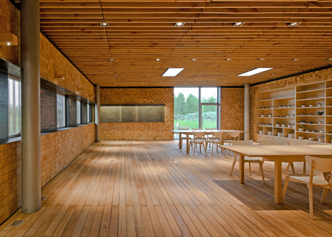 Visitor center in Kunshan China by Vector Architects