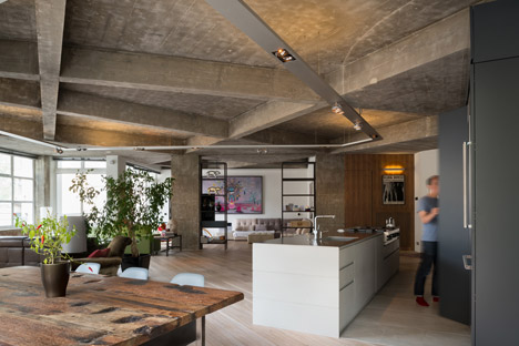 Warner-House-by-Inside-Out-Architecture