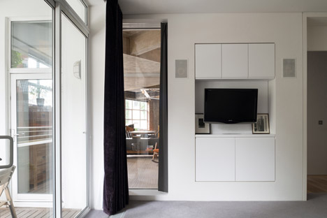 Warner-House-by-Inside-Out-Architecture