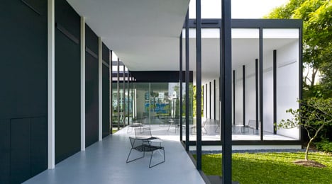 Black & White gallery in Singapore