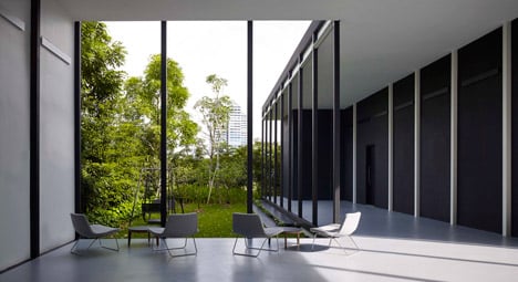 Black & White gallery in Singapore