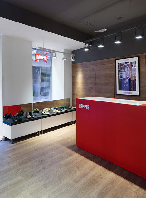 Camper store Palma de Mallorca by Fernando Amat