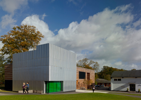 Communication Centre at Pangbourne College by Mitchell Taylor Workshop