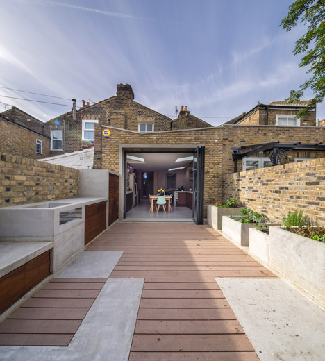 Concrete House by Studio Gil