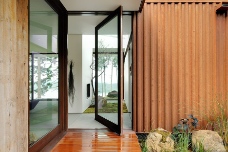 Eagle Ridge Residence by Gary Gladwish Architecture