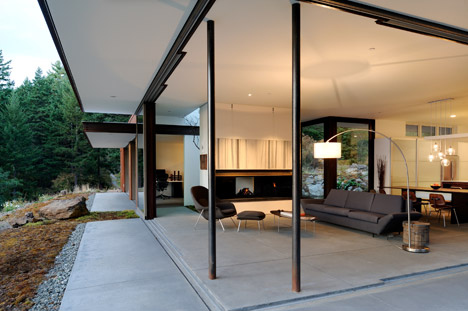 Eagle Ridge Residence by Gary Gladwish Architecture