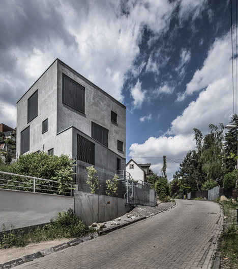 Family House Dlhe Diely Bratislava by Plusminus Architects