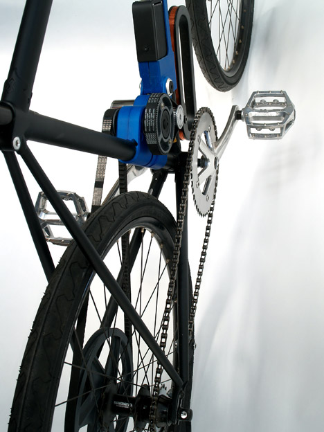 Flux Bike by Offer Canfi