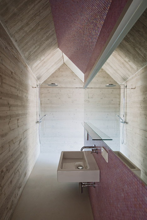 House by Caramel Architects