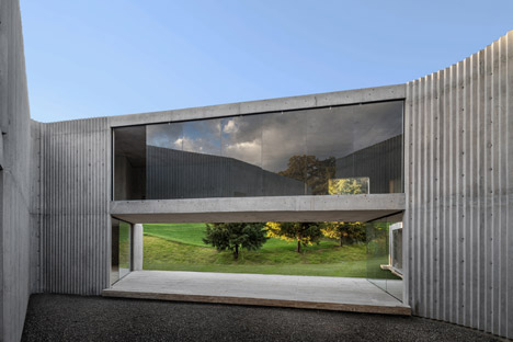 Concrete House P in Mexico by Cherem