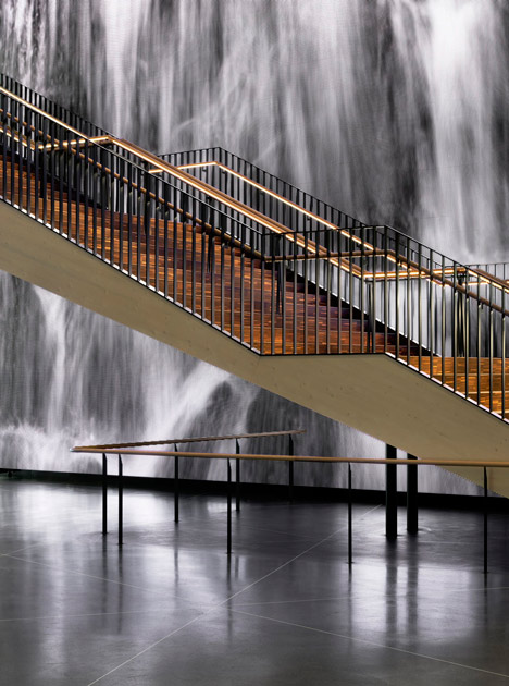 Karolinska Institutet auditorium by Wingardhs