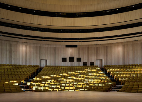 Karolinska Institutet auditorium by Wingardhs
