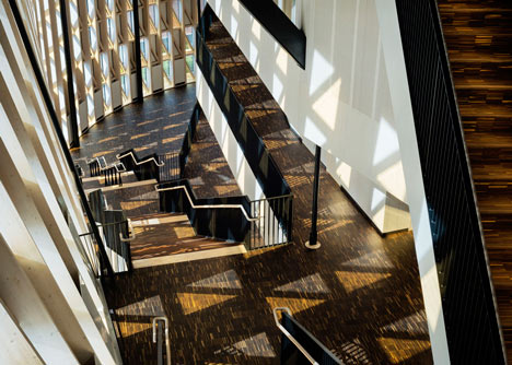 Karolinska Institutet auditorium by Wingardhs