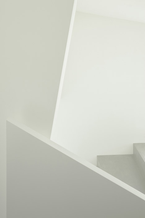 March District House by Kit