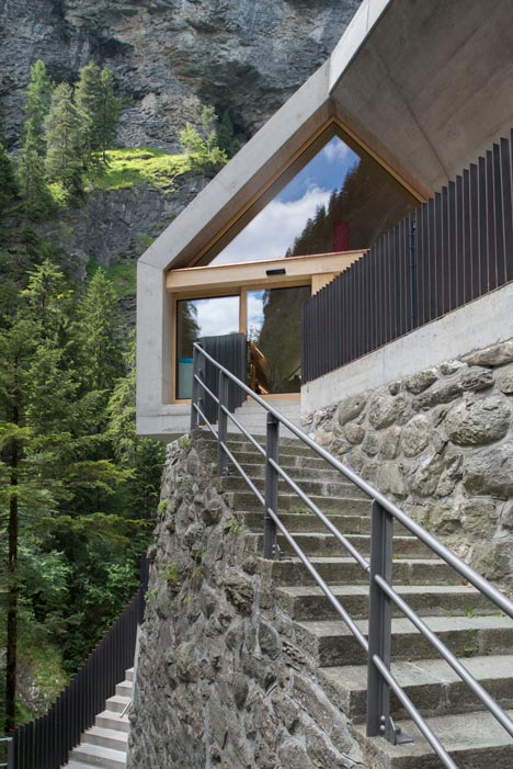 New Visitors Center in the Viamala Gorge by Iseppi-Kurath