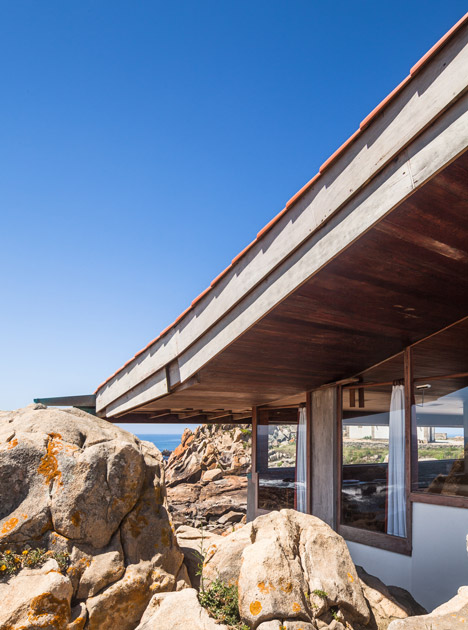 Renovation of Boa Nova Tea House by ÁÁlvaro Siza