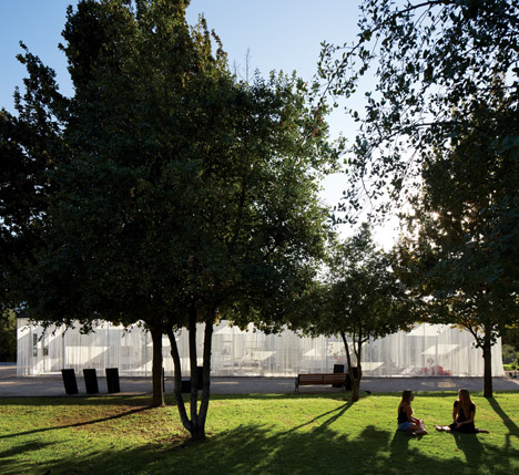 Ambient 30_60 pavilion by Umwelt