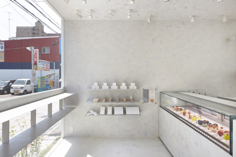L'Espoir Blanc cafe and sweet shop by Yuko Nagayama