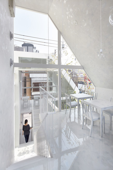 L'Espoir Blanc cafe and sweet shop by Yuko Nagayama