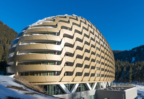 Davos Hotel by OIKIOS