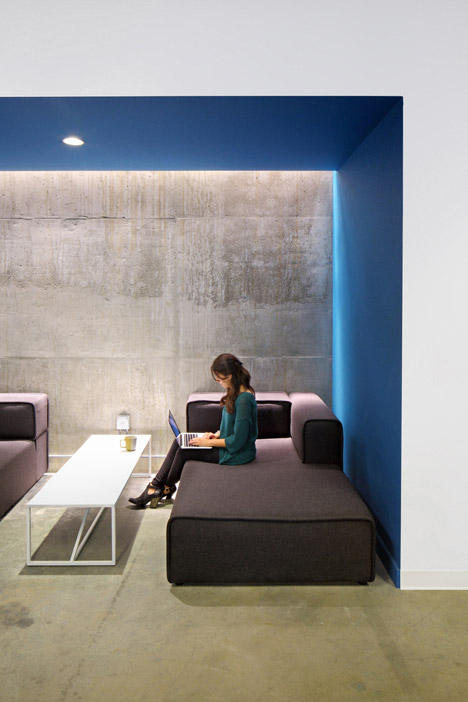 Funny Or Die Offices by Clive Wilkinson