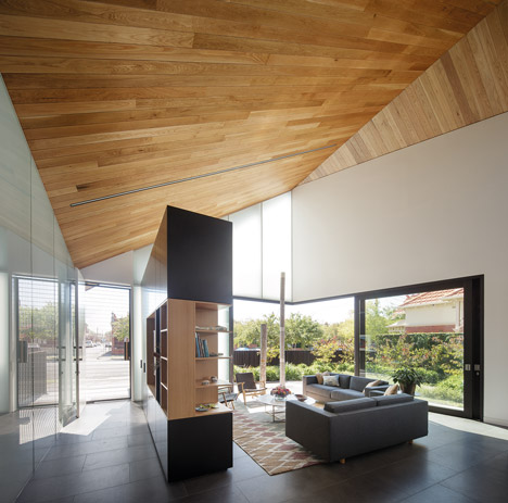 Harold Street Residence by Jackson Clements Burrows