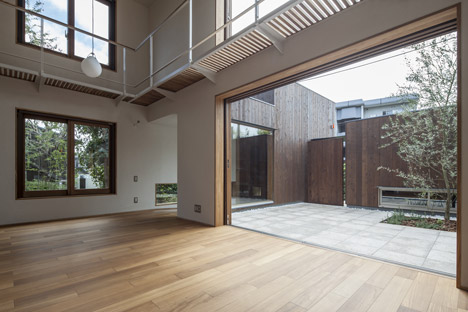 House in Komae by Architecture Cafe