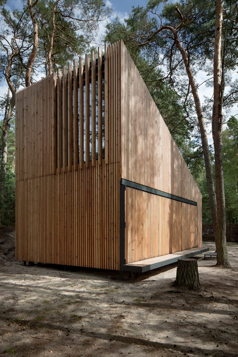 Lake Cabin by FAM Architekti