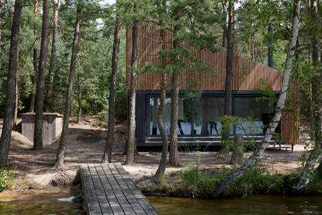 Lake Cabin by FAM Architekti